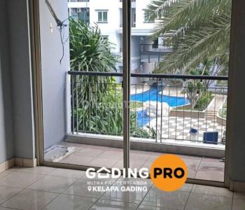 Apartemen serasa punya kolam renang sendiri di City Home MOI