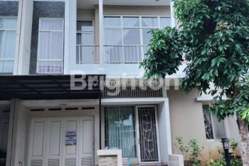 RUMAH 2 LANTAI TYPE DELUXE BERSIH DAN RAPI DI PHG SUMMARECON FULL FURNISHED BAWA