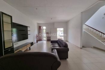 Disewakan Rumah Murah 2lantai di Cluster Alamanda Jakarta Garden City Jakarta