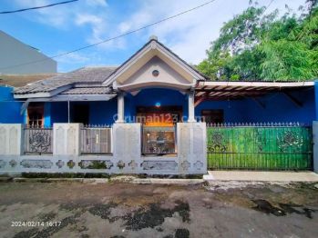 Rumah Dalam Komplek, Harga Murah BU, Samping Tol Sawangan, 130m²