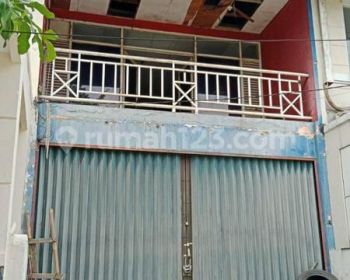 Disewakan Ruko Raya Pondok Kelapa 2 Lantai
