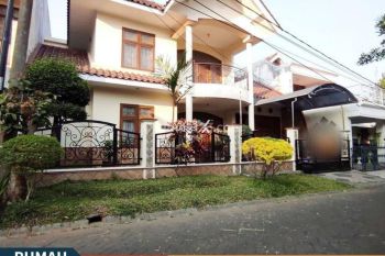 Rumah Cantik Terawat & Siap Huni di Araya, Blimbing Malang