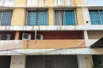 Ruko Graha Cempaka Mas Jakarta Pusat: 3 Lt, LT 55 m2, LB 150 m2