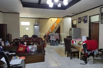Dijual Ruko Bagus Cocok Usaha Tengah Kota di Mainroad Ciateul