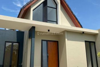 Rumah Di Colomadu Desain Suka2 Dan Dekat Kampus Ums