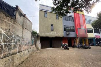 Dijual Ruko di Ciledug Raya, Kebayoran Lama, Jakarta Selatan Ruko Sangat Terawat