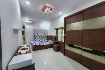 Rumah Dijual Cantik Full Furnished di Kota Baru Parahyangan