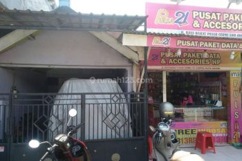 Rumah di Jalan Raya Barat Pasar Cerme Sudah Renovasi SHM