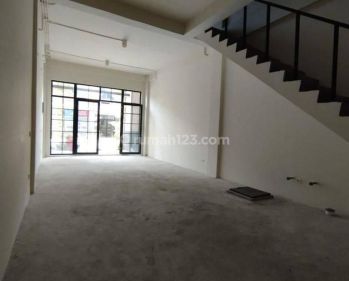 Disewakan Ruko Baru Tierra Soho Darmo Harapan