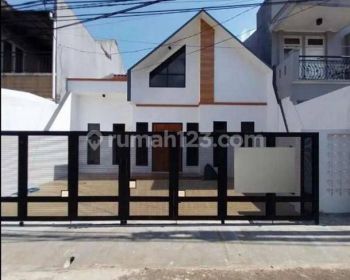 Dijual Rumah Baru di Griya Loka BSD