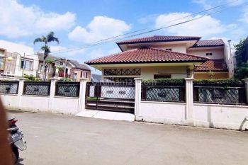 Rumah Lux Lokasi Strategis Suryalaya Cijagra Bandung