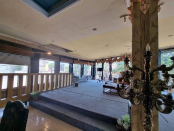 Disewakan gedung ruko strategis di buahbatu Mainroad