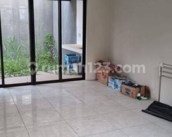 Rumah di sewa kota baru parahyangan