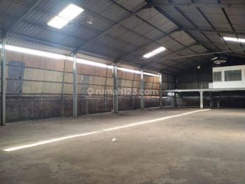Gudang non industri jln raya serang Cibadak