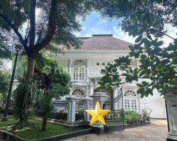Dijual Cepat Rumah Mewah Taman Golf Lippo Karawaci