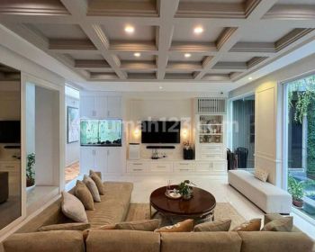 MEWAH!! Dijual Cepat Rumah PIK Bangunan Kontraktor Full Furnish