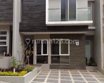 Rumah Siap Huni Bagus di Sukajadi Bandung Lingkungan Asri