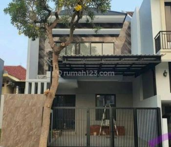 Pakuwon City Rumah Baru Dijual Siap Huni
