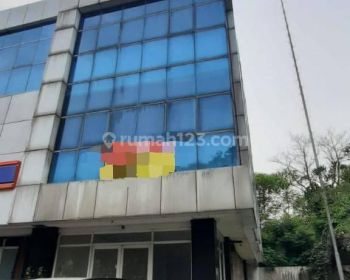 Ruko 3 Lantai Bagus Dan Strategis Dipinggir Jalan Raya Ramai