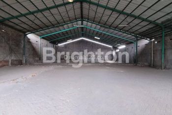 GUDANG NOL JALAN ASPAL LOKASI DEKAT DGN KOTA SURABAYA