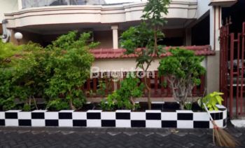 Rumah di Semolowaru Indah One Gate System dkt Fasum , Kampus