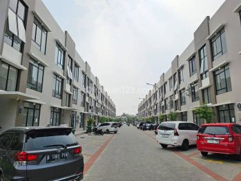 Condo House Baru Siap Huni Harga Murah, Lokasi Strategis di Green Royal, Jakarta