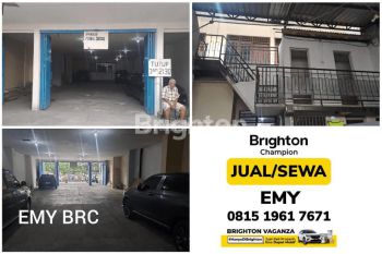 / gedung cocok untuk usaha di raya manyar kertoarjo