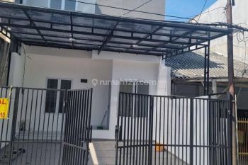 Rumah Di Taman Cosmos, Kedoya, Jakarta Barat.