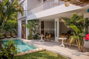 Dijual Sewa Villa Tropis 8 Kamar Tidur Akomodasi Di Bali Canggu Dekat Pantai