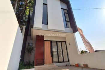 Rumah modern konsep open space di Cinangka area pd cabe