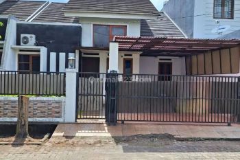Rumah siap huni dalam cluster di jombang bintaro