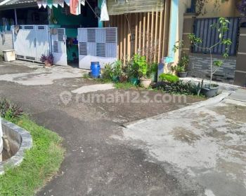 Rumah Second di Cikaret Cibinong Plus toko siap pakai Akses Top