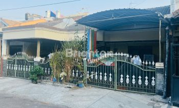 RUMAH DI BARUK UTARA SURABAYA