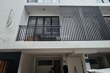 Disewakan Rumah Kebayoran Baru Jakarta Selatan