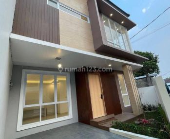 Rumah Baru 2 Lantai Dekat Tol BSD dan Stasiun Sudimara Tangsel