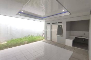 Disewakan Cepat Rumah Nyaman 2 Lantai di Cluster Lavesh Kota Harapan Indah