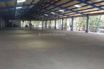GUDANG SIAP PAKAI LUAS 1026 M2 DALAM KOMPLEK  DI KARAWACI