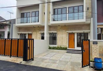 Rumah Ready Stock 2 Lantai Design Bali Tropis di BSD