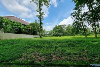 Tanah Kavling lokasi exclusive di Araya golf