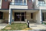 thumbnail-rumah-2lt-di-lavon-cluster-allura-tangerang-y00166-10