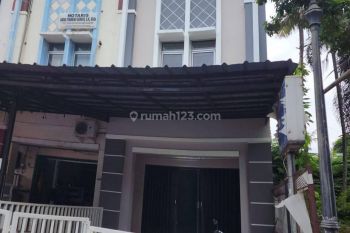 Jual Ruko di Taman Royal 2 , Tangerang 255 M Sudah Renovasi SHM