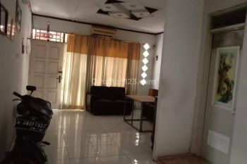 Rumah 2 Lantai Bagus SHM di Harapan Indah, Bekasi