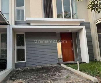 Rumah Northwest Park Lake Central Hill Citraland Surabaya Barat