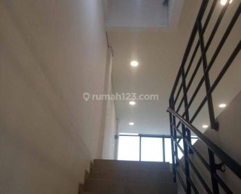 Dijual Ruko 4 Lantai di Jalan Pejuang Bekasi