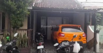 Rumah untuk tinggal keluarga furnished cimbuleuit bandung