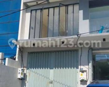 Raya pucang anom timur ruko 3lt
