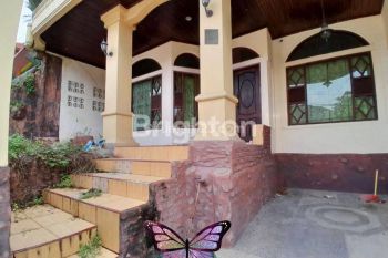 RUMAH DI BALIKPAPAN REGENCY