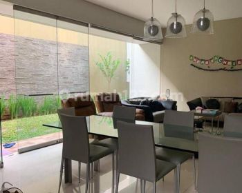 Puri Botanical, Dijual, Luas 280 M2, Rapih, Strategis, Murah