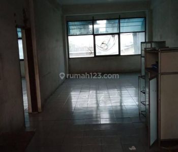 Ruko Gandeng Jembatan Dua