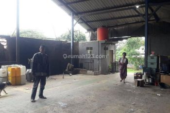 Gudang di Jl. Raya Puspitek ,setu -serpong, Tangerang Selatan., Tangerang 1.100